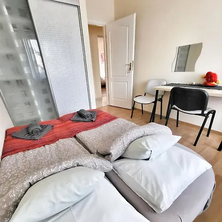 Przy Alejach Jerozolimskich Lejlighed Warszawa