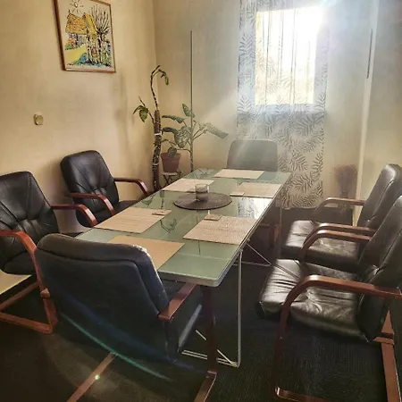 Przy Alejach Jerozolimskich *